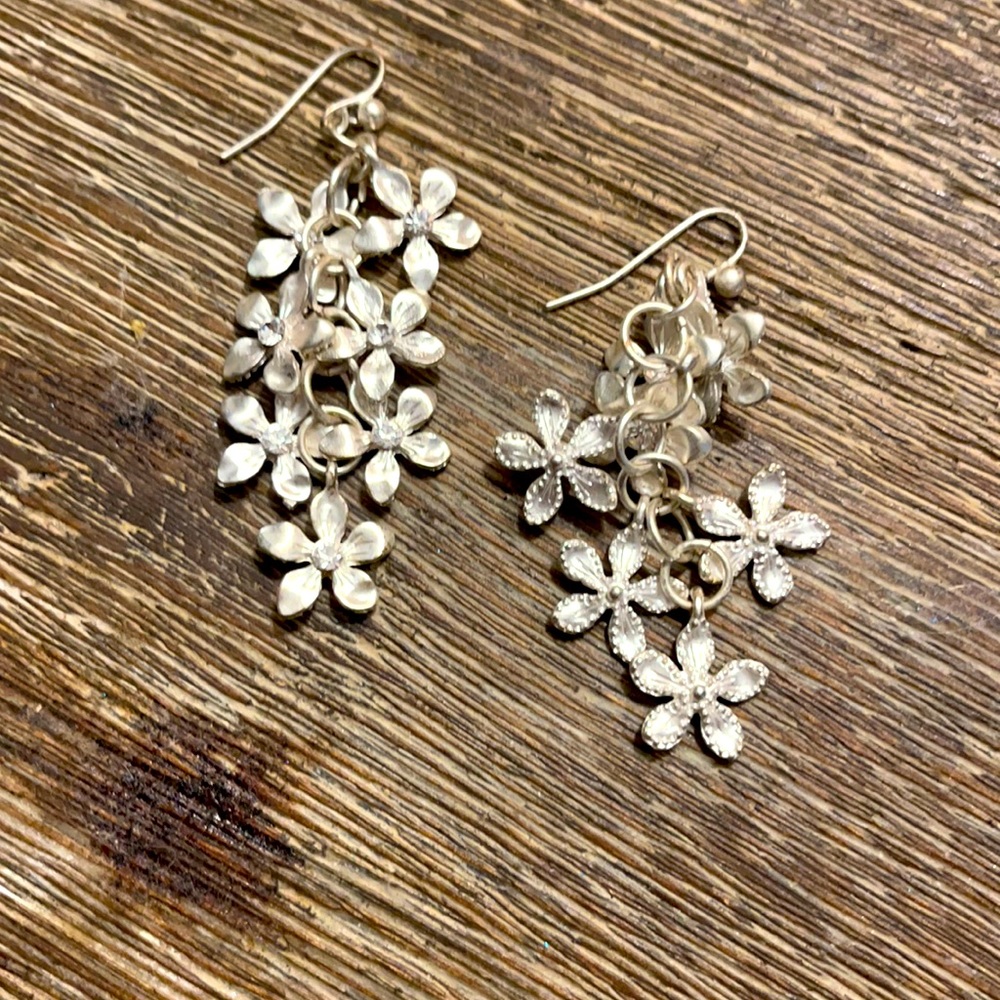 Set Silver Flower Earrings & Stack Bracelets - image 6